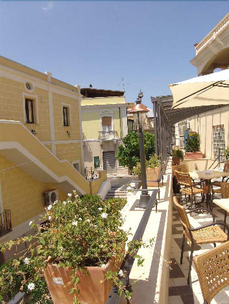 Palazzo Reginella Aparthotel Bovalino Marina Εξωτερικό φωτογραφία